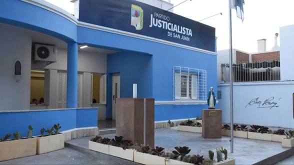 El peronismo sanjuanino empieza a ordenar su tropa: Intendentes, legisladores y Uñac se reúnen para pensar el 2027