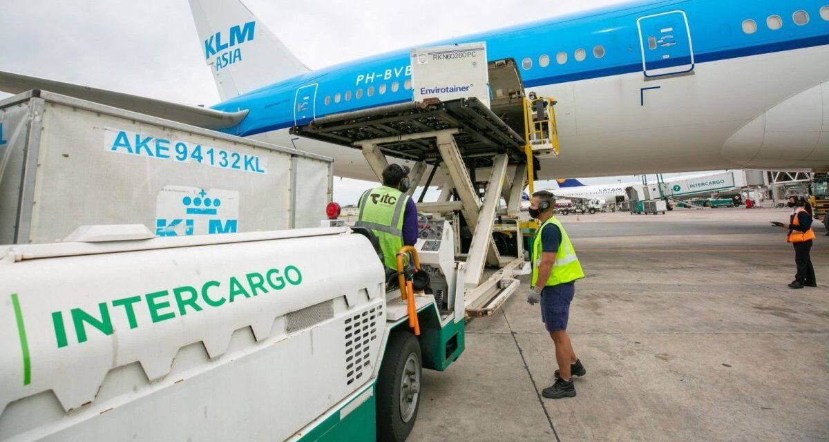 Luis Caputo oficializa la venta total de Intercargo y avanza el plan de reformas