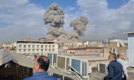 Agentes de inteligencia de Irán habrían ofrecido dialogar con la CIA para frenar la guerra con EEUU