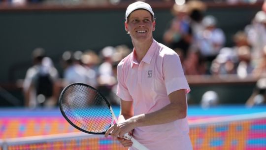 Sinner no tuvo piedad en Indian Wells: aplastó a Tien y se medirá ante Zverev en una semifinal de alto voltaje