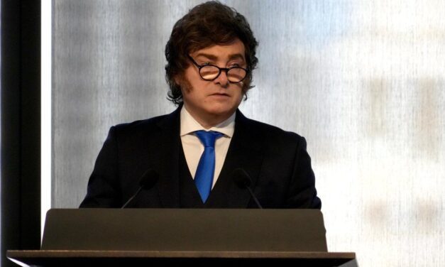 Javier Milei se convirtió en su propio vocero y puso el foco en las reformas del segundo semestre mientras piensa en 2027
