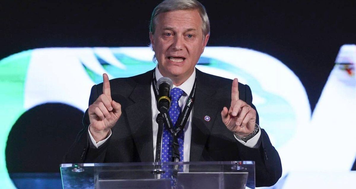 La mega reforma propiciada por José Antonio Kast llega al parlamento