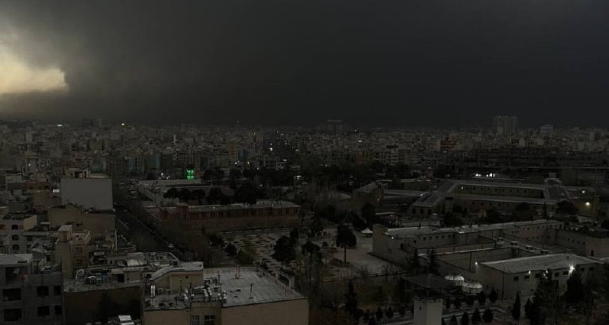 “Lluvia negra”, de qué se trata el fenómeno