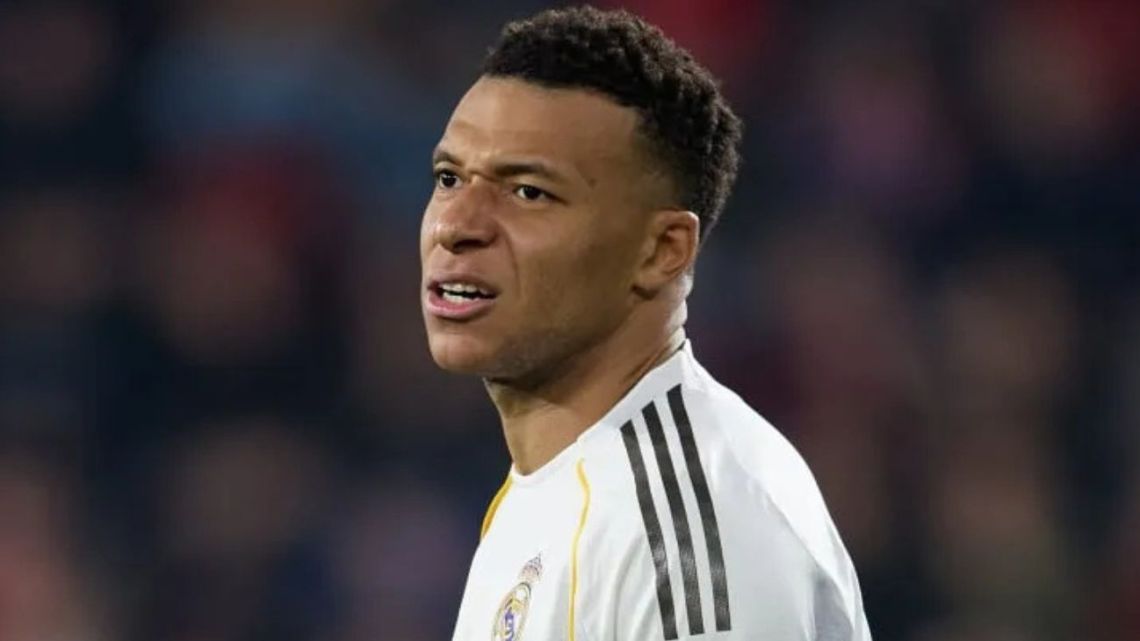 Alerta por Kylian Mbappé: ¿Se pierde el Mundial 2026 por su lesión de rodilla?