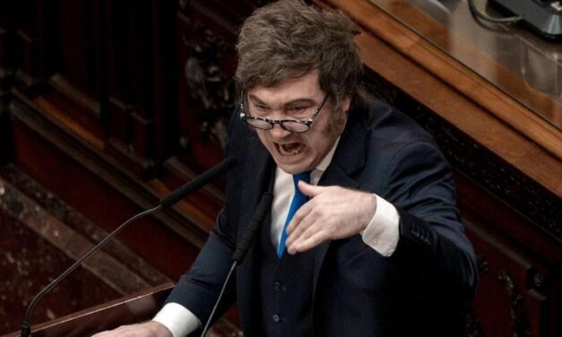 Un Javier Milei auténtico dando batalla para defender su modelo