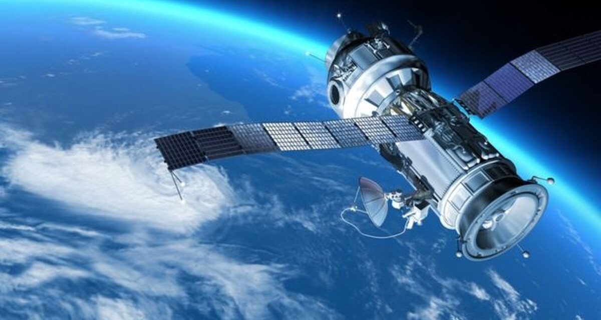 Dos gigantes que compiten por el mundo del internet satelital