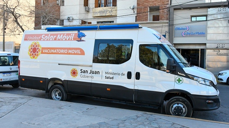 Pascuas con salud: El vacunatorio móvil sale a reforzar la cobertura en espacios públicos