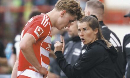 Histórico: debutó la primera mujer entrenadora en la liga de Alemania