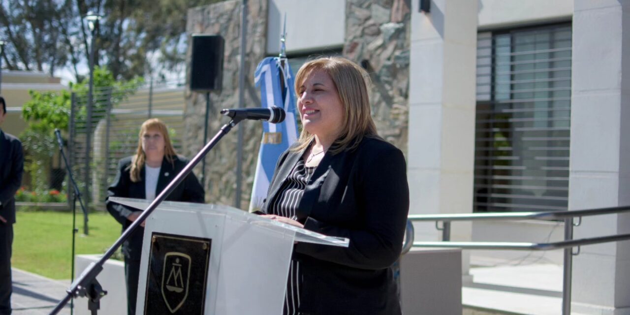 “Hay que ajustar y ahorrar”: Analía Becerra respaldó eliminar las PASO por el costo económico