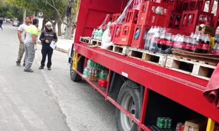 Lo sorprendieron robando bebidas de un camión en la Terminal y fue detenido
