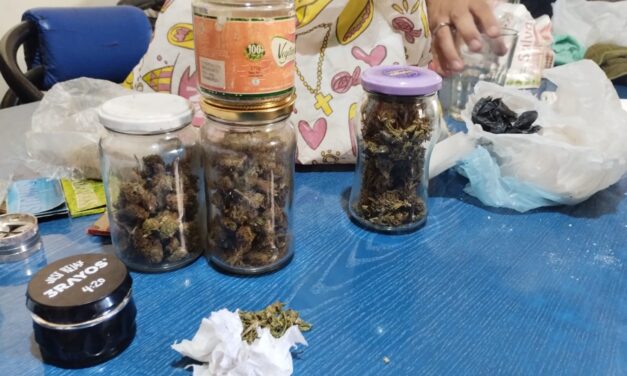 Chimbas: Buscaban a un sospechoso por abuso de armas y hallaron droga valuada en $10 millones