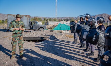 Más de 150 agentes se capacitan en tácticas clave para reforzar la seguridad penitenciaria