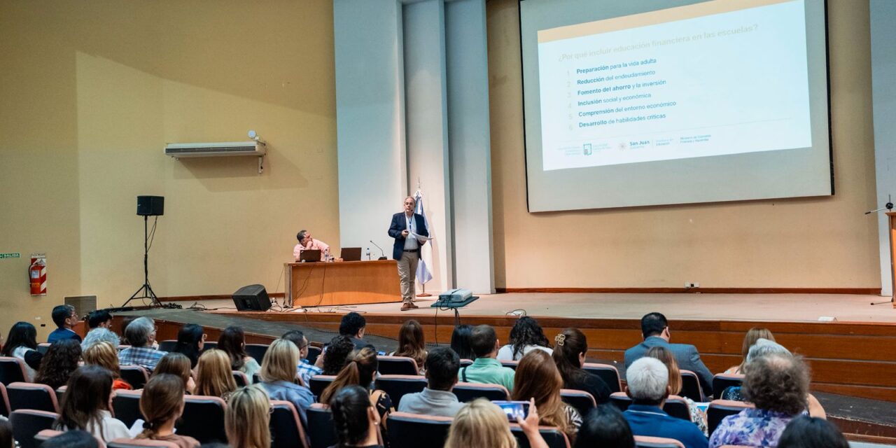 “Cuentas Claras” entra en su etapa 2026: Arranca la formación docente en alfabetización financiera