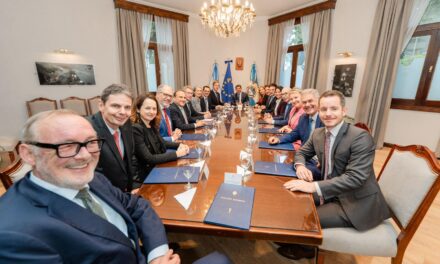 Orrego recibió a embajadores europeos y apuntó a consolidar inversiones en sectores clave