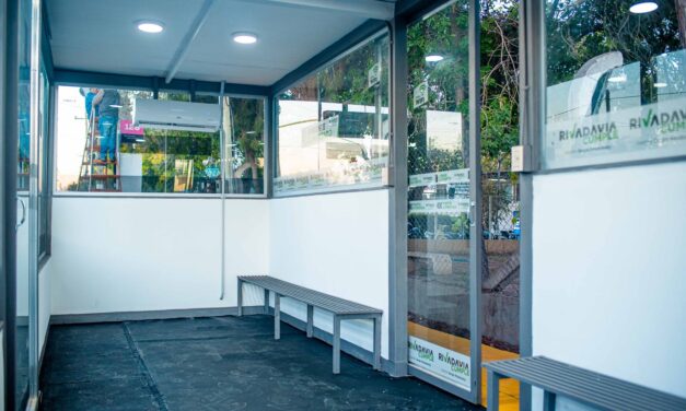 Nueva parada climatizada en Rivadavia: Ya son tres en puntos clave del departamento