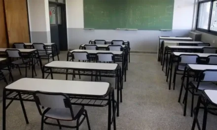 La escuela en crisis silenciosa: Uno de cada dos alumnos falta más de 15 días y el problema ya es estructural