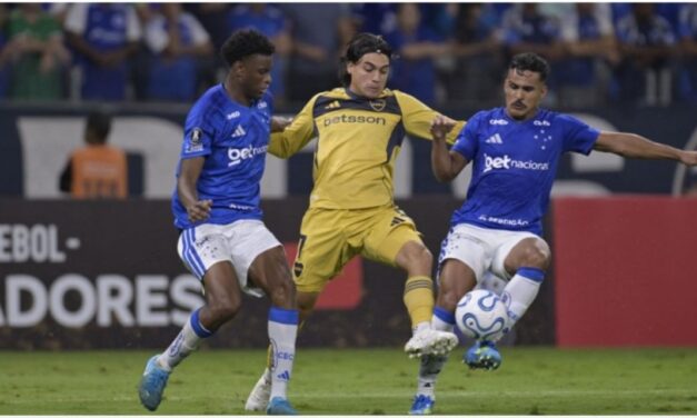 Boca resistió con diez hasta donde pudo, pero perdió 1-0 ante Cruzeiro y se le escapó el invicto en Brasil