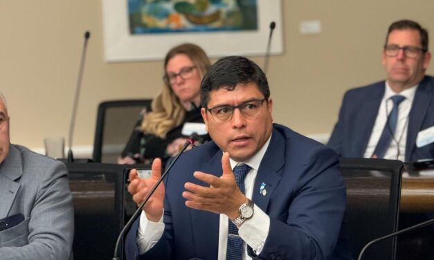 La Corte Suprema intervendrá en la disputa entre el gobernador Claudio Vidal y la Justicia de Santa Cruz