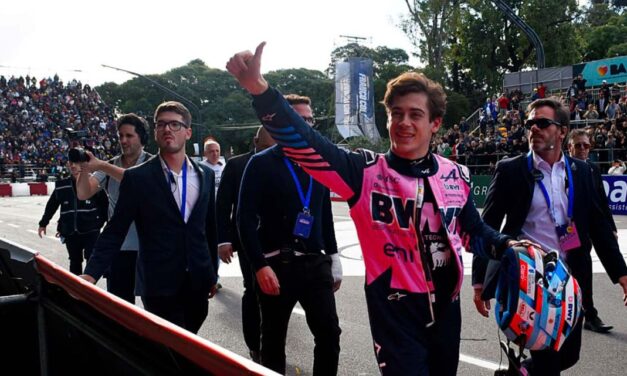 Franco Colapinto cerró su show en pista: el rugido del Lotus E20 se despidió de Buenos Aires