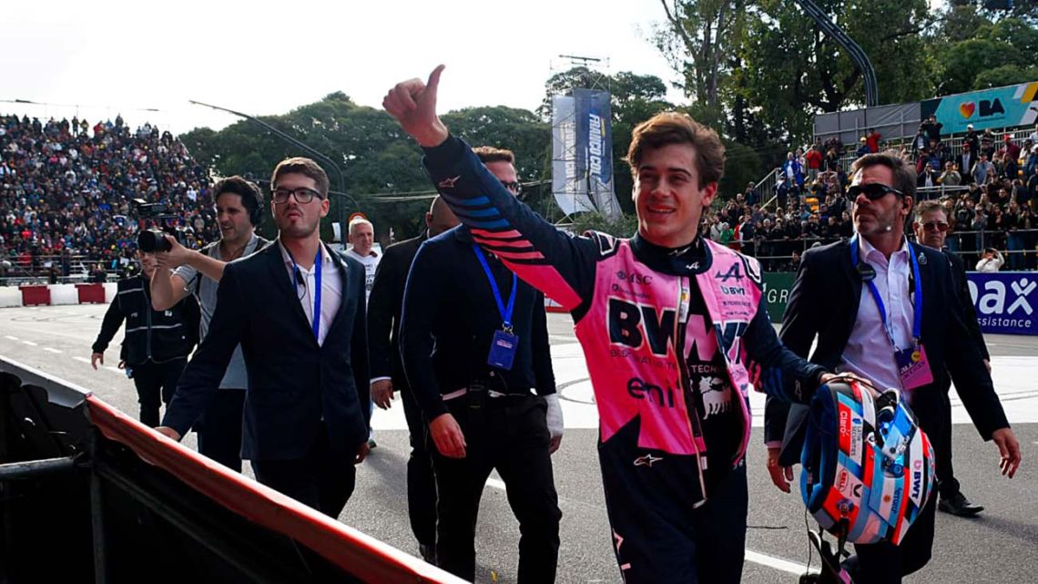 Franco Colapinto cerró su show en pista: el rugido del Lotus E20 se despidió de Buenos Aires