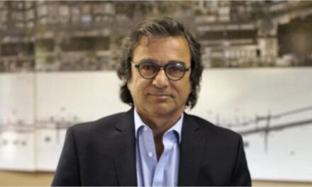 Renunció Carlos Frugoni en medio de un escándalo por propiedades no declaradas en EEUU