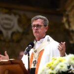 A ver cuándo la vamos a cortar con mirarnos como enemigos