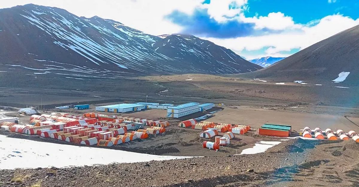 Tragedia en Los Azules: La empresa habla, viaja al yacimiento y espera pericias clave