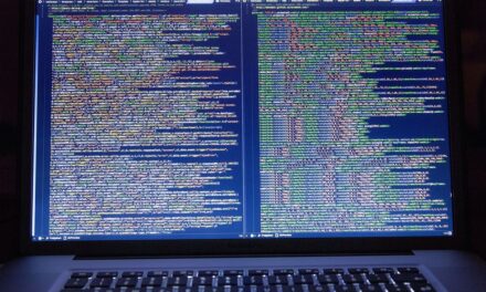 Alertan por la capacidad de gobiernos de acceder a software espía comercial para hackear teléfonos de ciudadanos