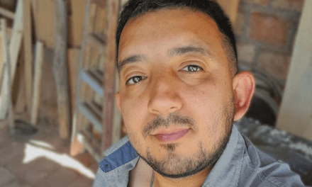 “No se puede creer”: El dolor de una compañera de trabajo tras la muerte del fotógrafo Alberto Quiroga