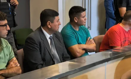 Piden hasta 7 años de prisión para cuatro policías federales acusados de robarle $20 millones a un camionero