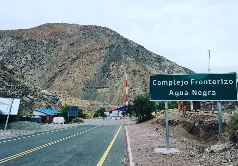 Más de 1.900 personas cruzaron por Agua Negra en el fin de semana largo y ya suman 69.500 en la temporada
