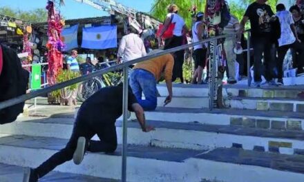 Viernes Santo en Vallecito: Multitudinaria peregrinación reafirmó la devoción a la Difunta Correa