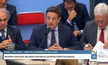 Glaciares: Perea defendió la reforma y aseguró que busca “proteger mejor” el agua
