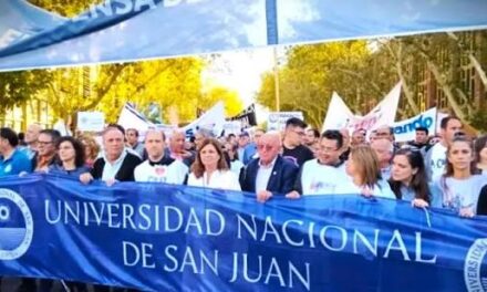 Docentes universitarios endurecen el conflicto y anuncian nuevos paros en la UNSJ