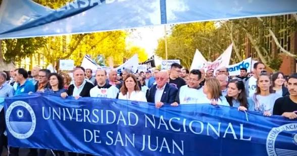 Docentes universitarios endurecen el conflicto y anuncian nuevos paros en la UNSJ