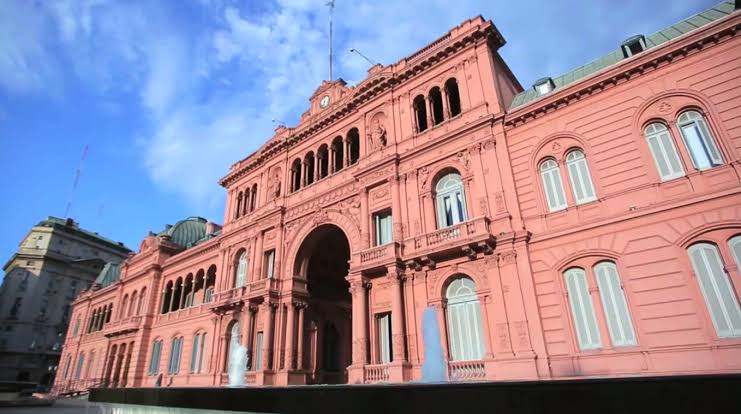 El Gobierno habilitó anticipos por $400.000 millones a provincias y busca contener la tensión con los gobernadores