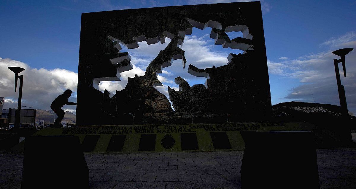 La reacción de la prensa británica ante el presunto cambio en la postura de Donald Trump sobre las Islas Malvinas