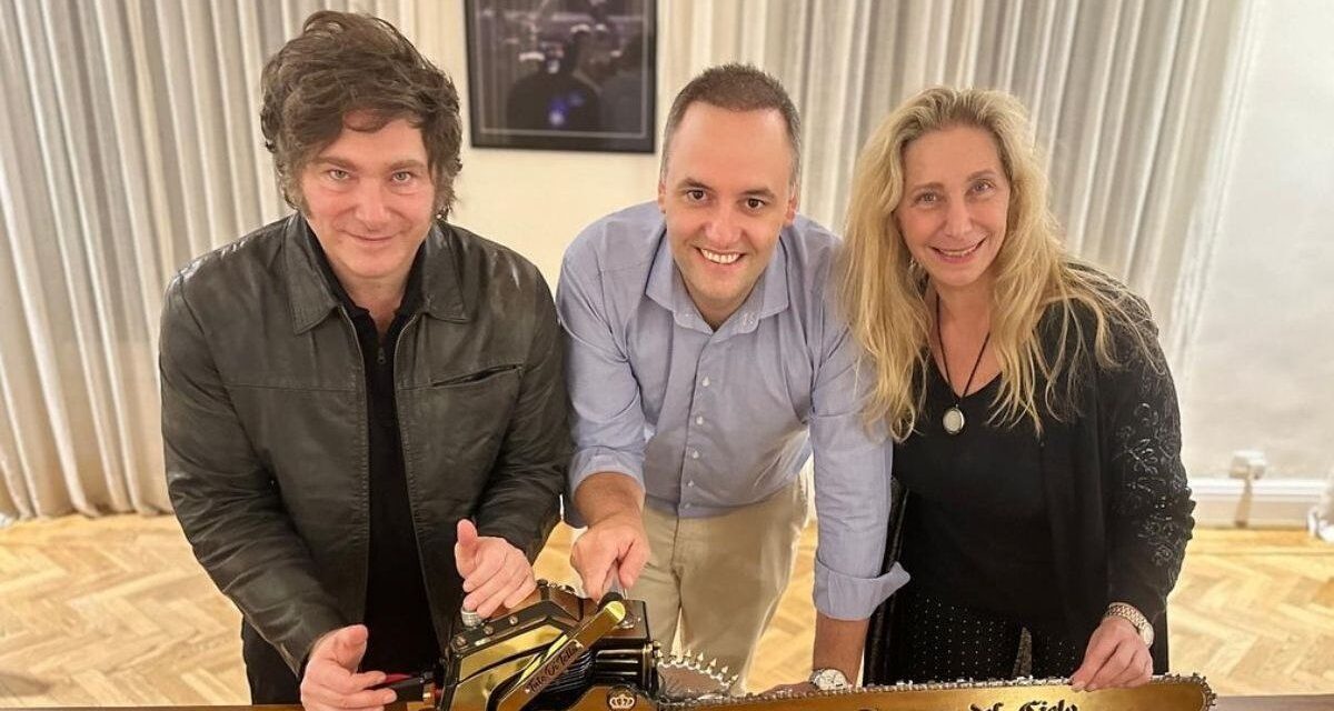 Entre encuestas, desgaste y la ensalada rusa