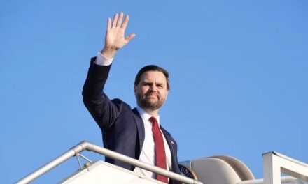 EEUU anunció que las negociaciones con Irán fracasaron y retiró a su comitiva de Pakistán