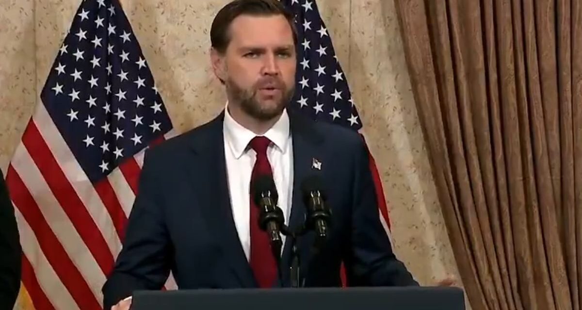 J.D. Vance regresa con las manos vacías tras el rechazo de Irán al acuerdo de paz con EEUU