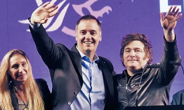 Javier Milei confirmó que acompañará a Manuel Adorni a su exposición en Diputados