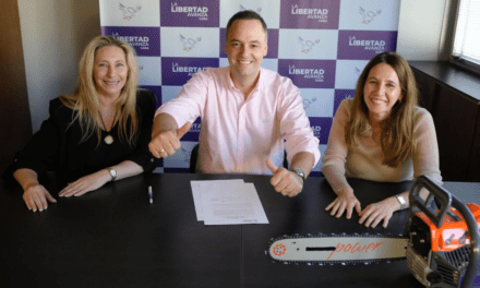 Manuel Adorni detona armado de La Libertad Avanza en la Ciudad de Buenos Aires y complica a Karina Milei