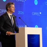 CIPPEC reunió a la dirigencia en su cena anual y llamó a crecer o crecer en un momento bisagra