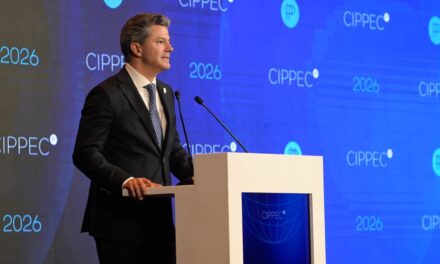 CIPPEC reunió a la dirigencia en su cena anual y llamó a crecer o crecer en un momento bisagra