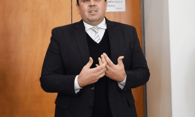 Marcelo Álvarez cruzó al Foro, negó vínculos políticos y lanzó: “Esto es una discusión de peluquería”