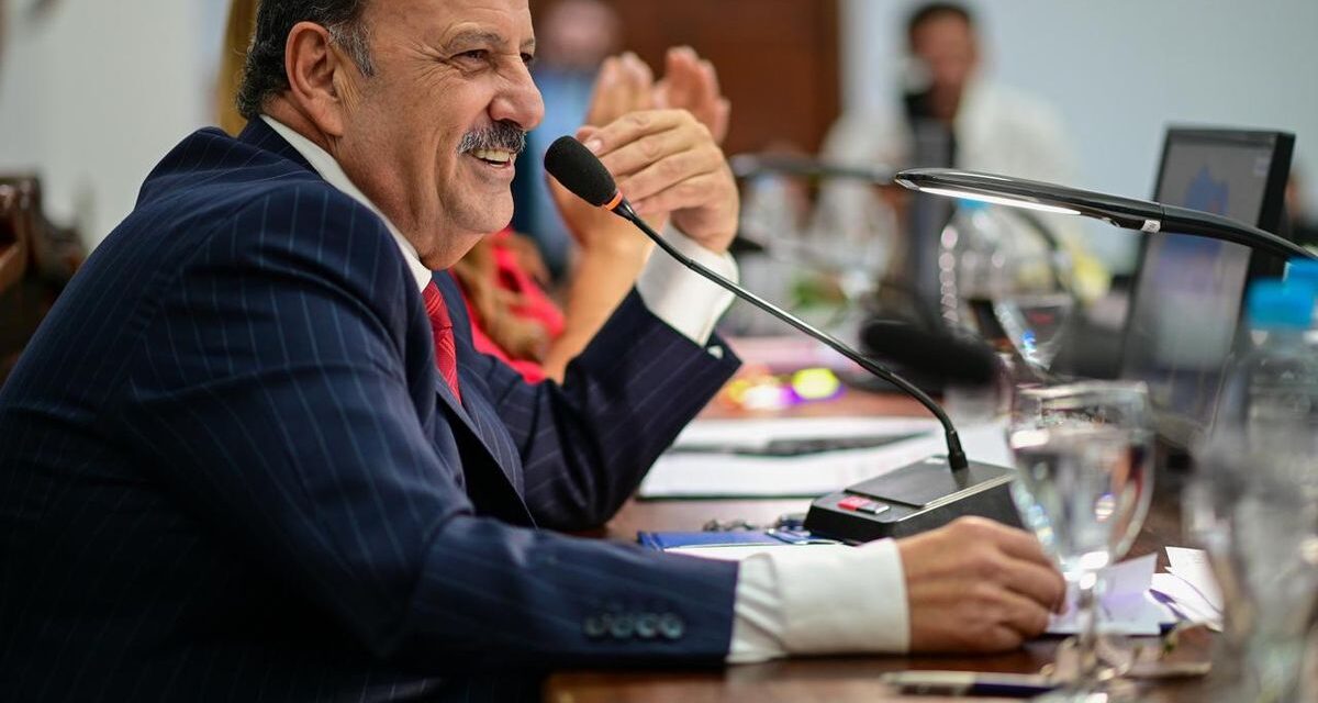 La Justicia desestimó una denuncia contra Ricardo Quintela por inexistencia de delito
