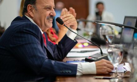 La Justicia desestimó una denuncia contra Ricardo Quintela por inexistencia de delito