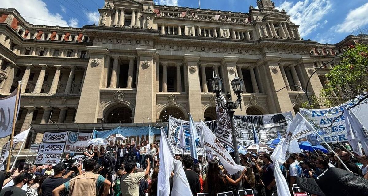 La Justicia habilitó a un fuero cuestionado por la central obrera para tratar la reforma laboral