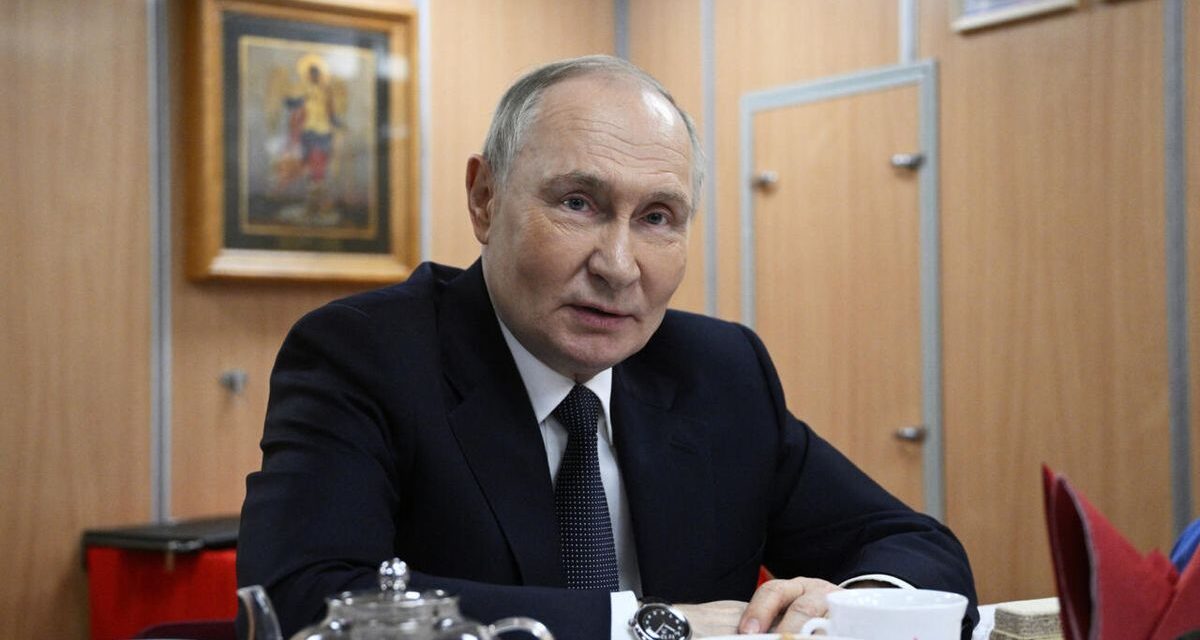 Vladimir Putin se mostró abierto a un diálogo con Volodimir Zelenski pero pidió que la reunión tenga objetivos claros