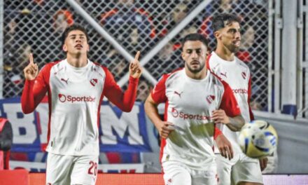 Independiente le ganó a San Lorenzo, pero los dos clasificaron a los playoff